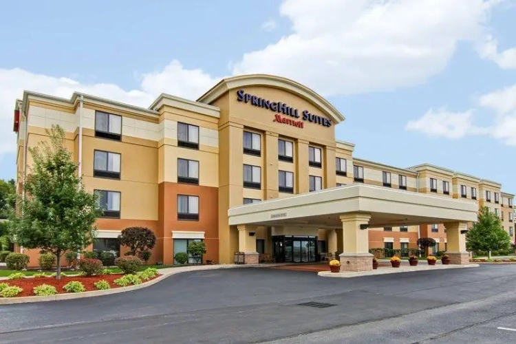 Standard Double Suite