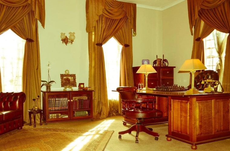 Constantia Guest Lodge