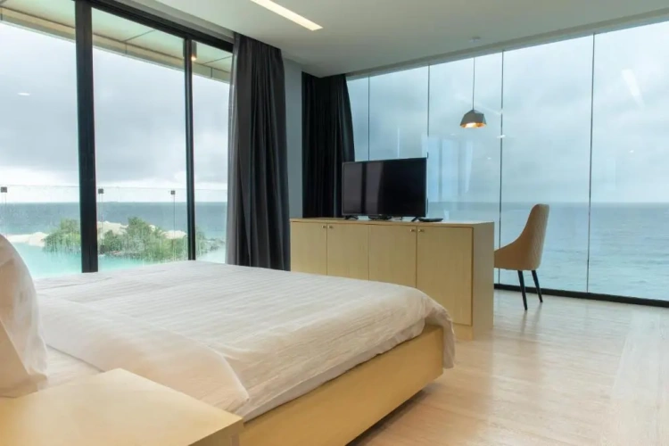 Superior Double Suite with ocean view