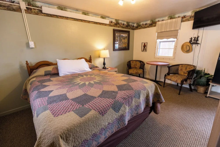 Sunset RV Park and Motel