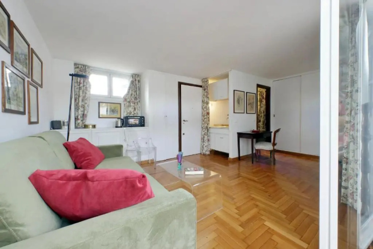 Lovely Apartment Via Sistina