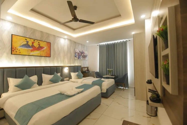 1 Bedroom Standard Triple Family room