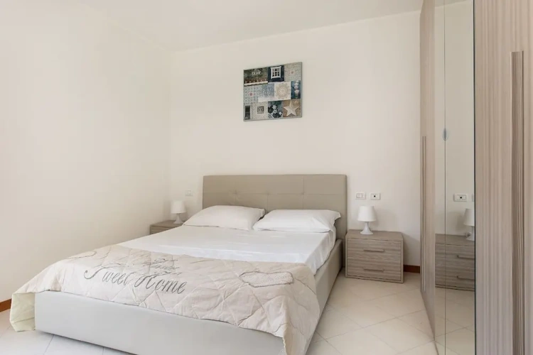 2 Bedrooms Apartment with balcony