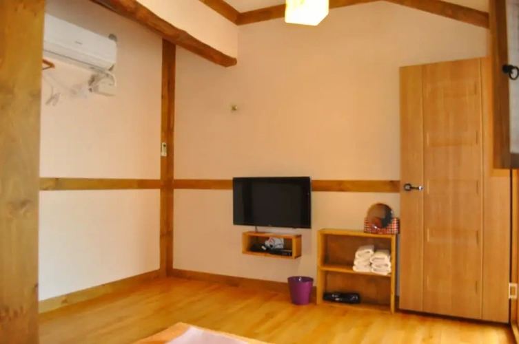 4 Bedrooms Standard room