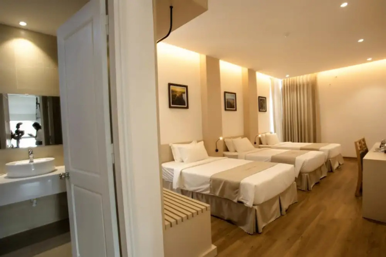 Lucky Hotel