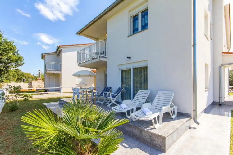 Apartments Alba