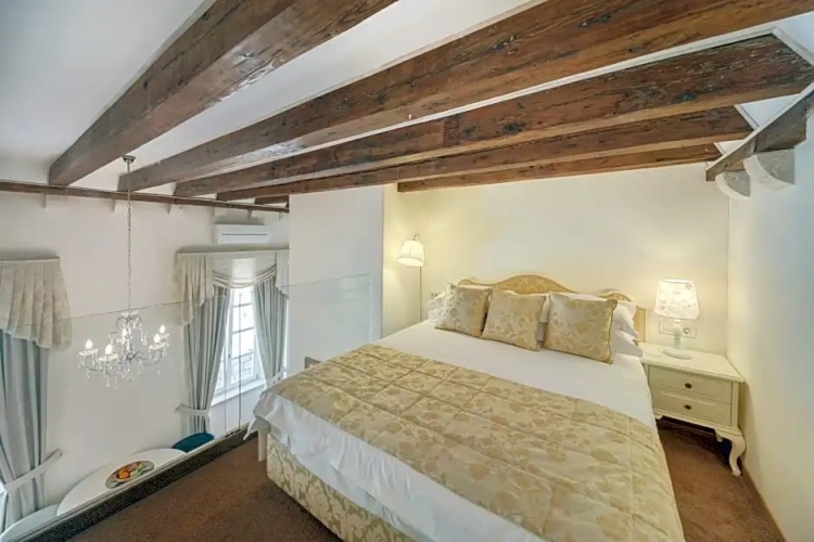 Deluxe Double Suite