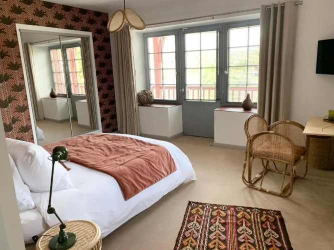 Standard Double room with pool view