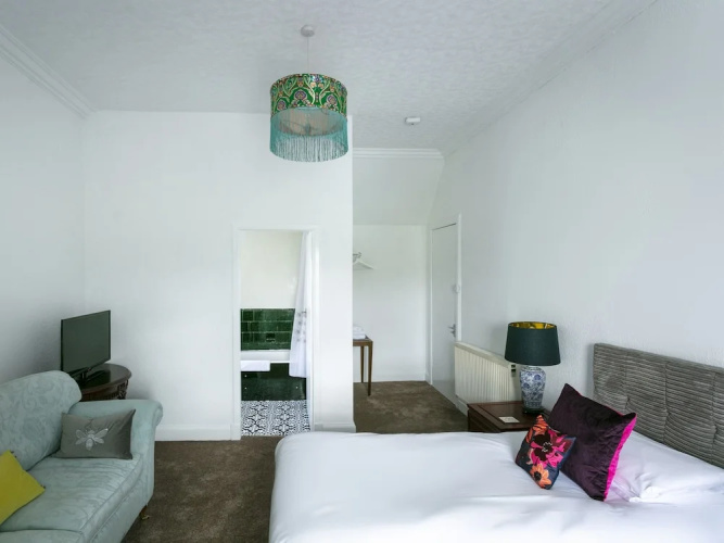 Lochinvar Hotel