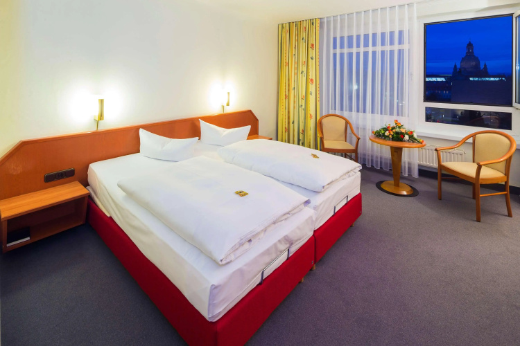Hotel Am Terrassenufer