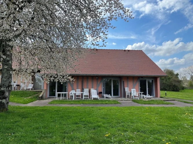 2 Bedrooms Cottage