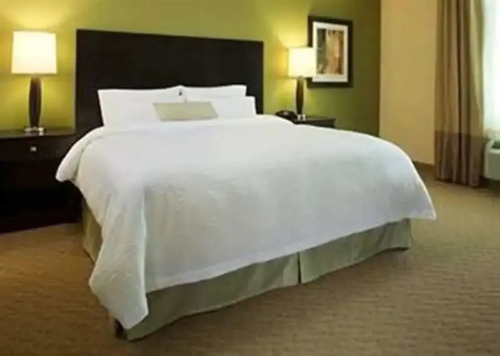 Hampton Inn & Suites Williamsport-Faxon Exit