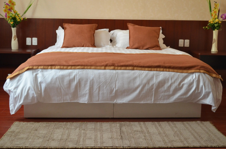 Hotel 198