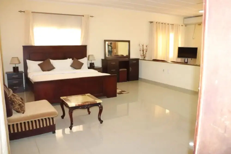 Bojelene Guest House