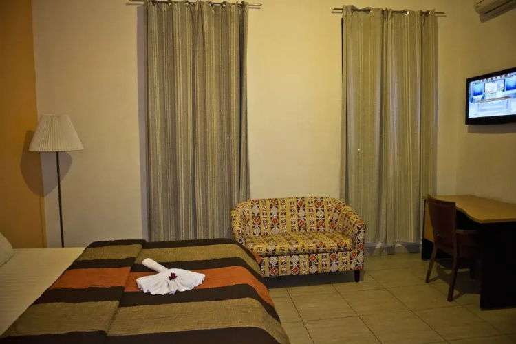 Palisades Guest House
