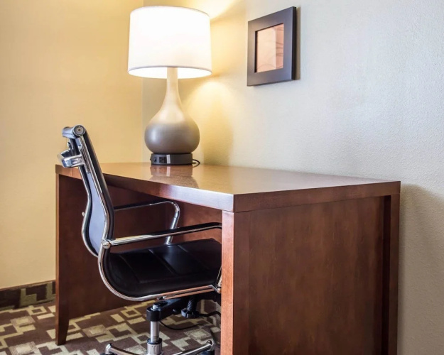 Comfort Inn & Suites