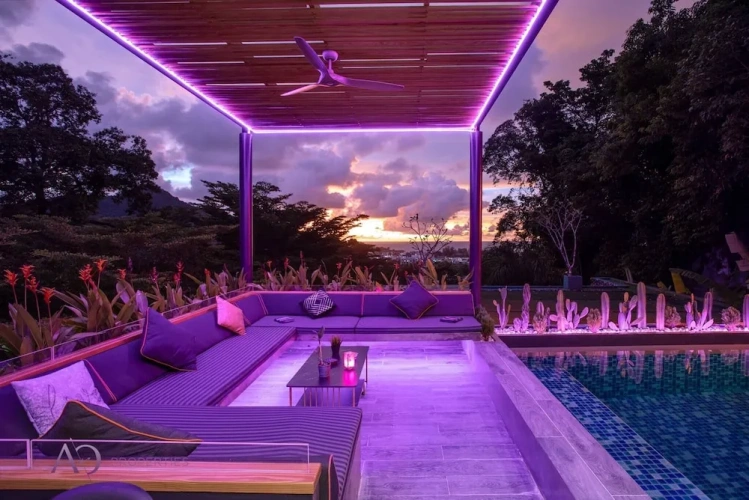 4 Bedrooms Villa