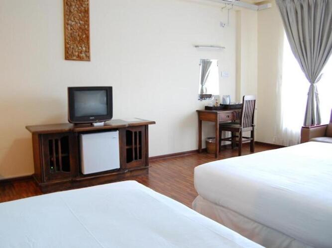 Zabu Thiri HotelOver view