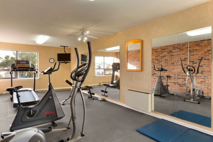 Travelodge By Wyndham North Bay photo 11