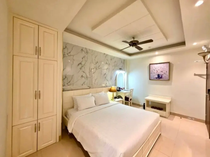 Standard No Window Double room