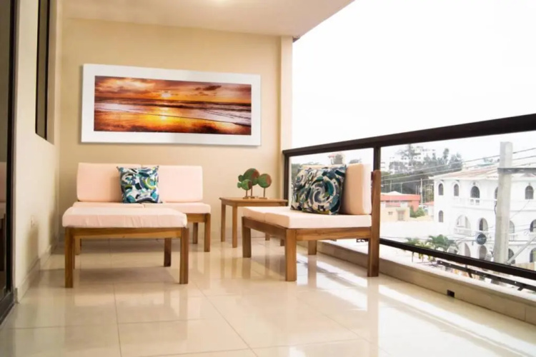 Chipipe Salinas Beachfront Apartment w Parking, No elevator