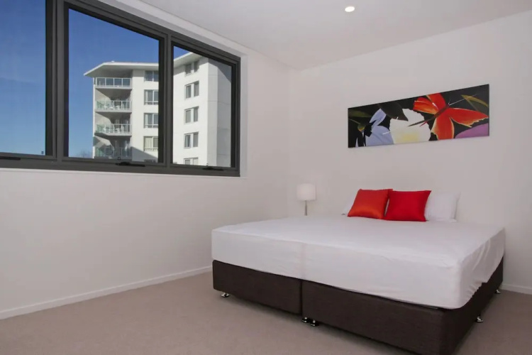 Accommodate Canberra - IQ - Braddon