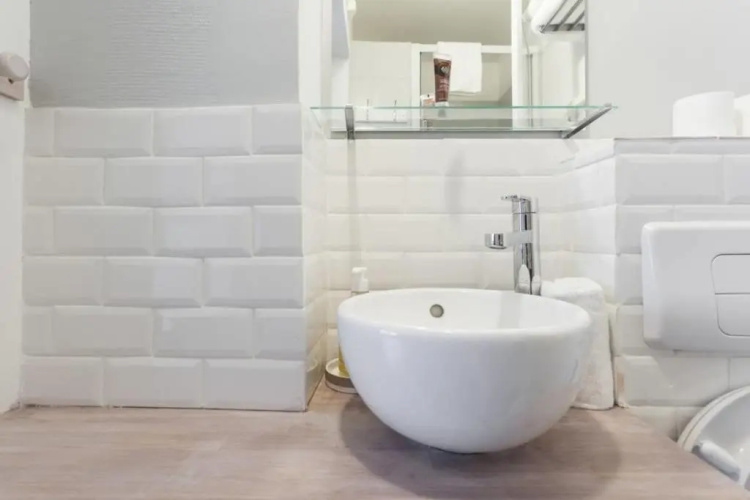 Small Is Beautiful Ideally Located Sleeps 4