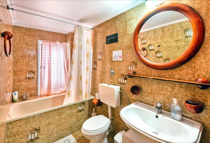 Cretan Ethereal House