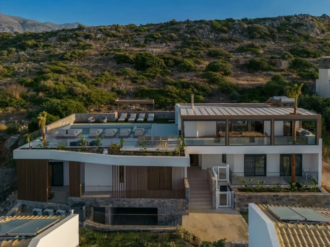 3 Bedrooms Double Villa