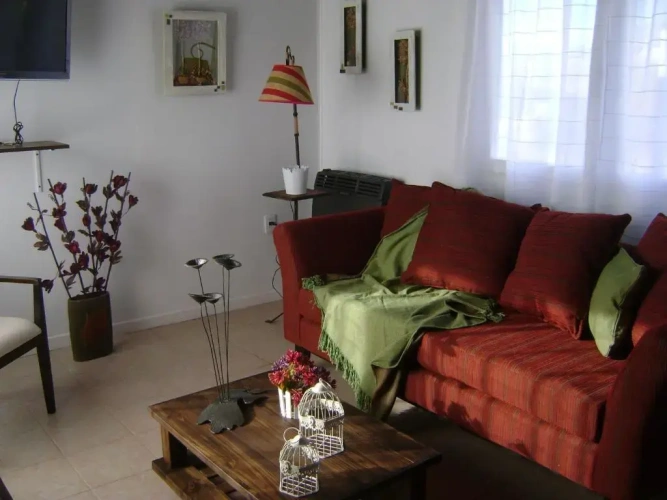 2 Bedrooms Cottage