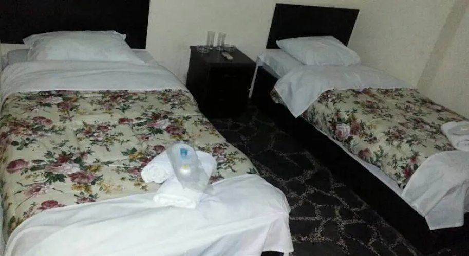 Hostel Tofi
