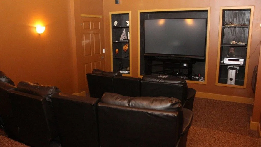 Cabaret III - 6 Br Home