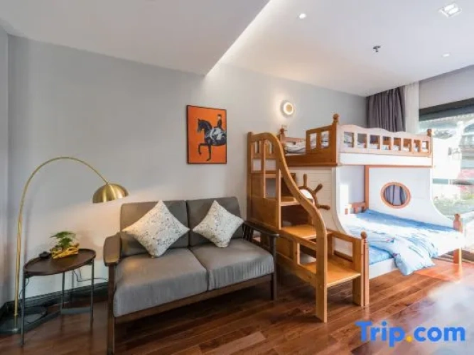 Deluxe Family room
