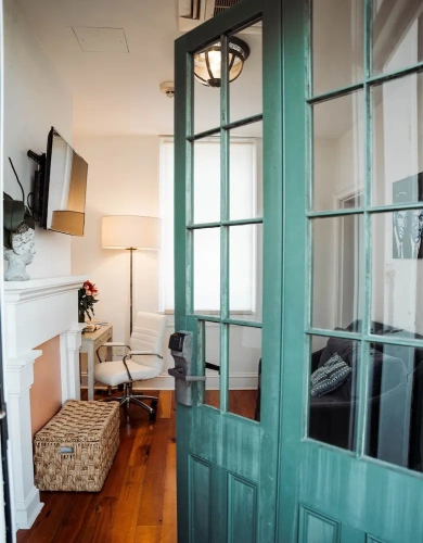 2 Bedrooms Suite with balcony