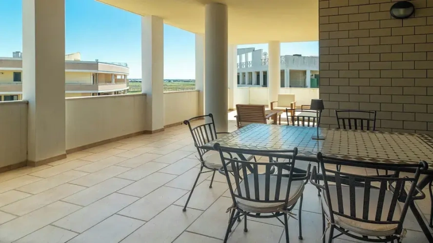 Deluxe Apartment