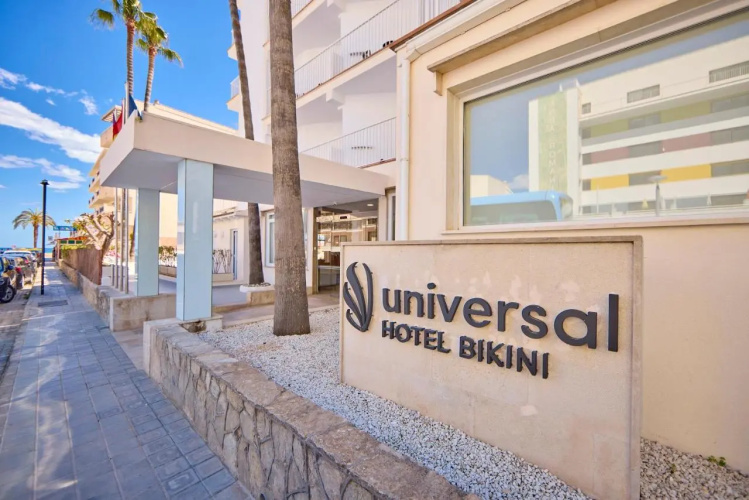 Universal Hotel Bikini