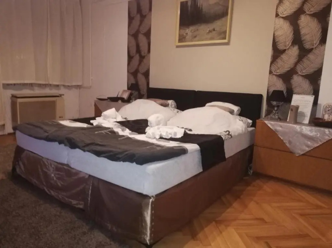Heni Apartman