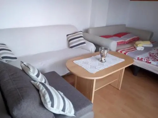 Apartment Nina