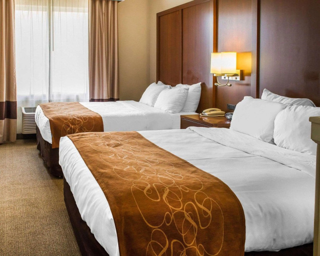 Quality Suites Waldorf