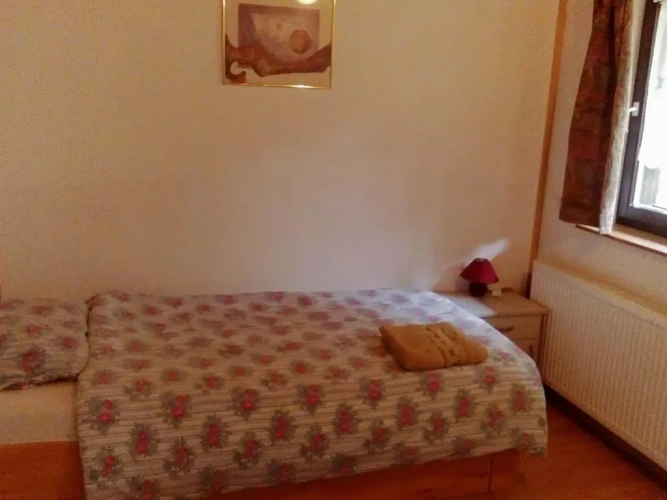 2 Bedrooms Basement Apartment