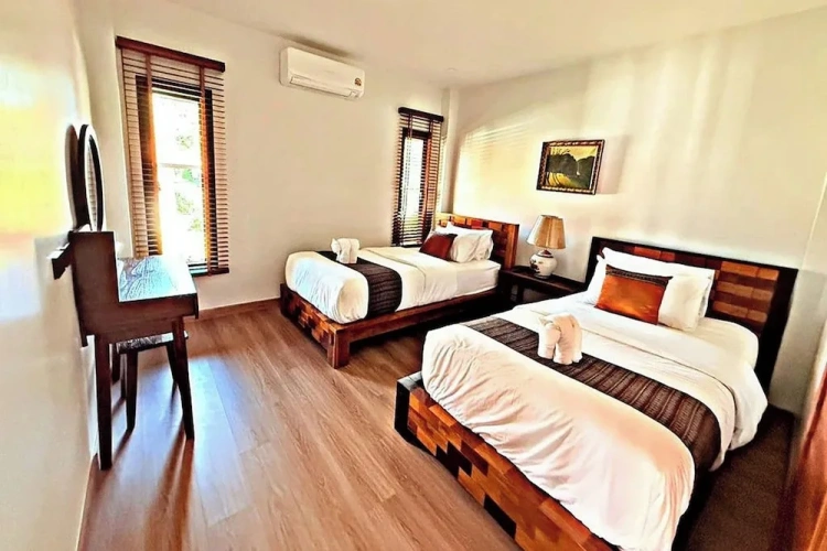 Deluxe Family room with balcony and with garden view