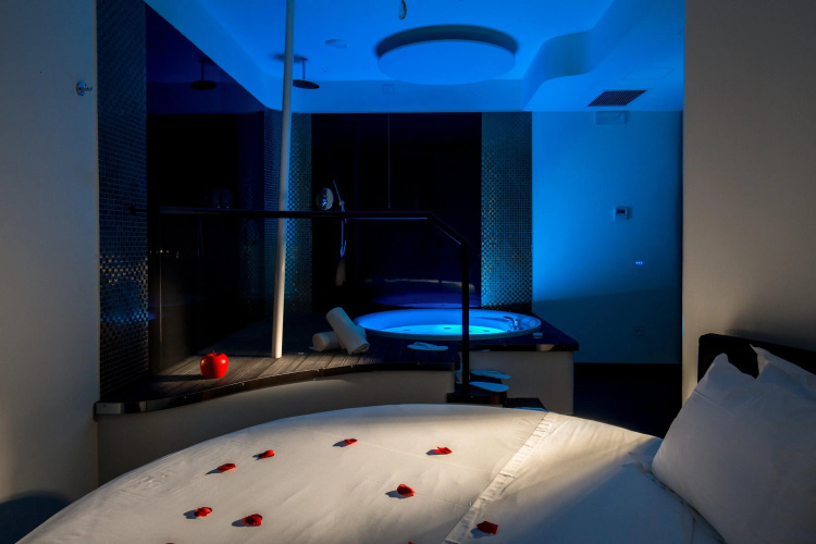 Suite Sistina For Brave Lovers