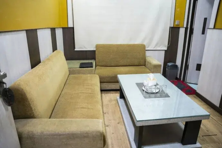 Gautam Hotel