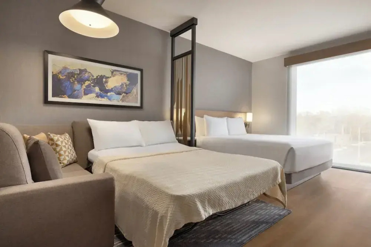 Hyatt Place Windsor