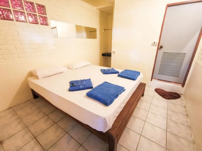 Jaya Hostel - Adults Only