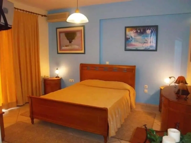 Standard Triple room with balcony