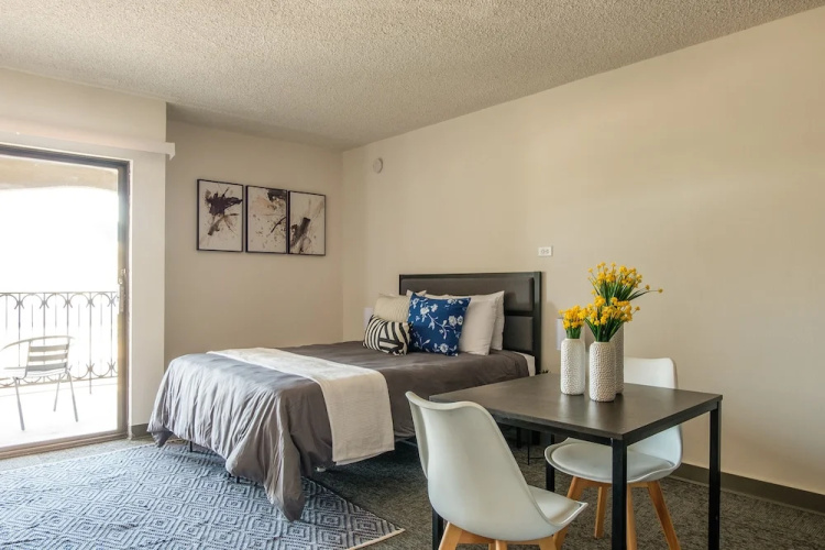 Studio Apt with WiFi by Frontdesk