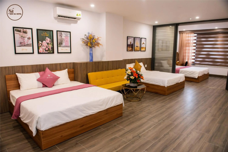 Son Ha Hotel
