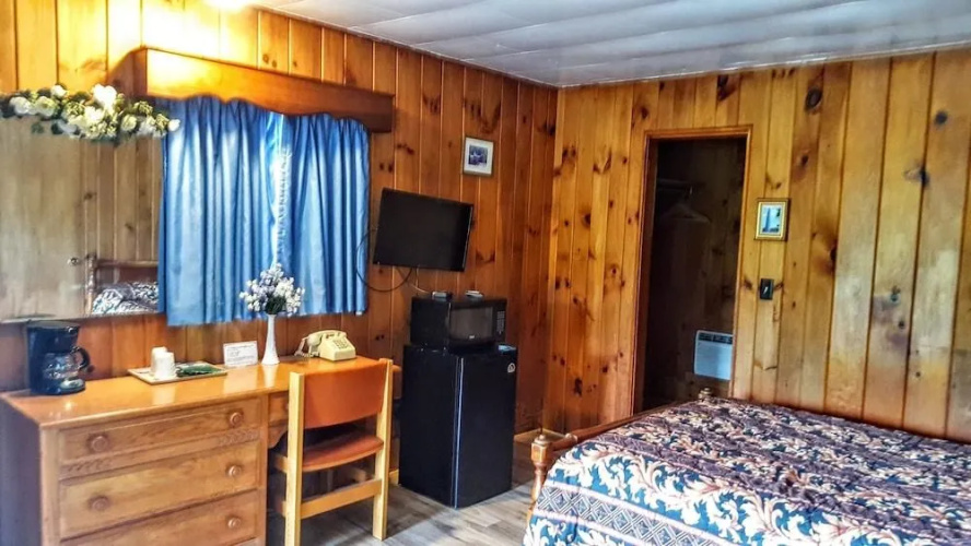 Starlight Inn