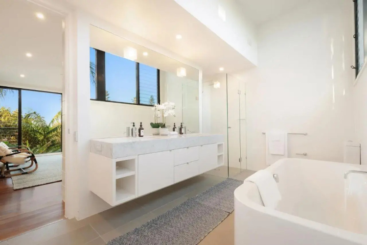 Byron Beach Flats